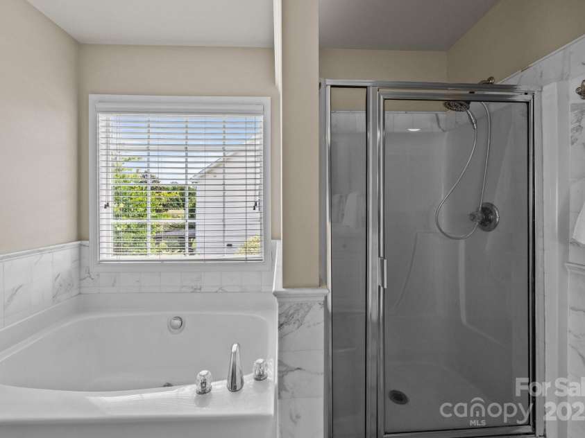 252 Legend Drive, Rock Hill, SC 29732.  MLS# CAR4232145, YatesRealty ID 3201. 