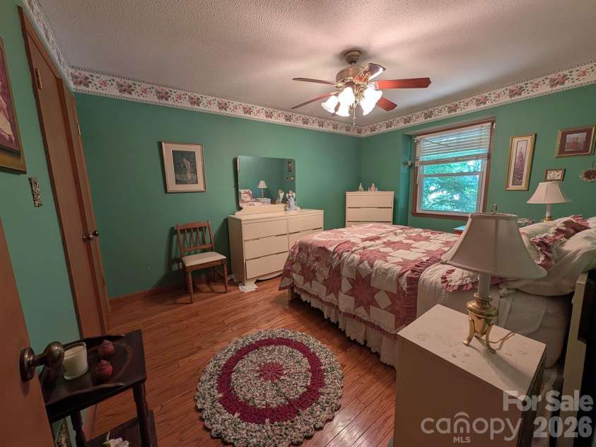 215 Swamp Fox Drive, Fort Mill, SC 29715.  MLS# CAR4395586, YatesRealty ID 32011. 