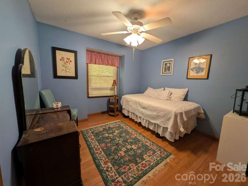 215 Swamp Fox Drive, Fort Mill, SC 29715.  MLS# CAR4395586, YatesRealty ID 32011. 