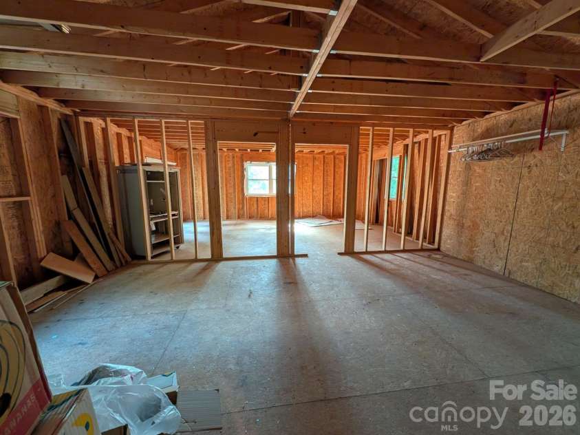 215 Swamp Fox Drive, Fort Mill, SC 29715.  MLS# CAR4395586, YatesRealty ID 32011. 