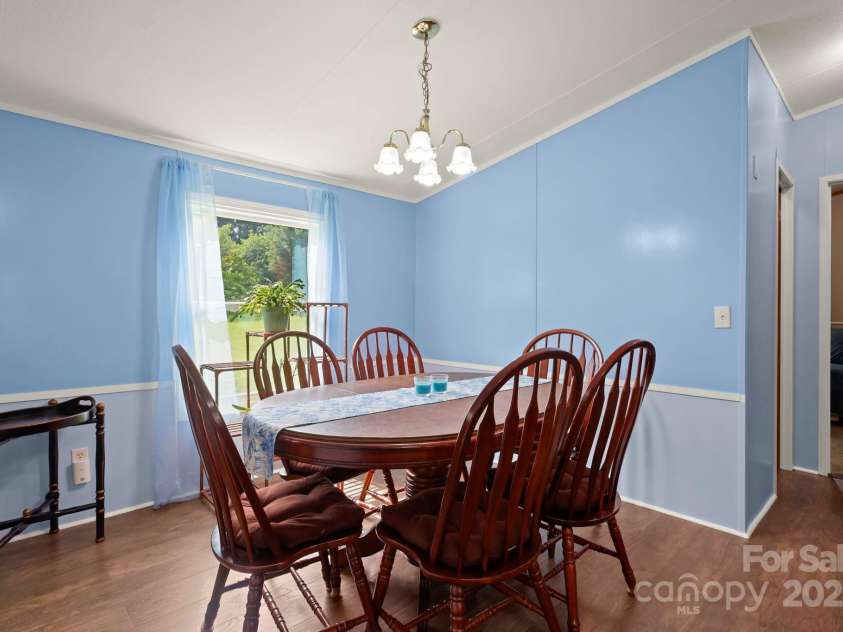 2915 Grace View Place, Granite Falls, NC 28630.  MLS# CAR4282233, YatesRealty ID 32011. 