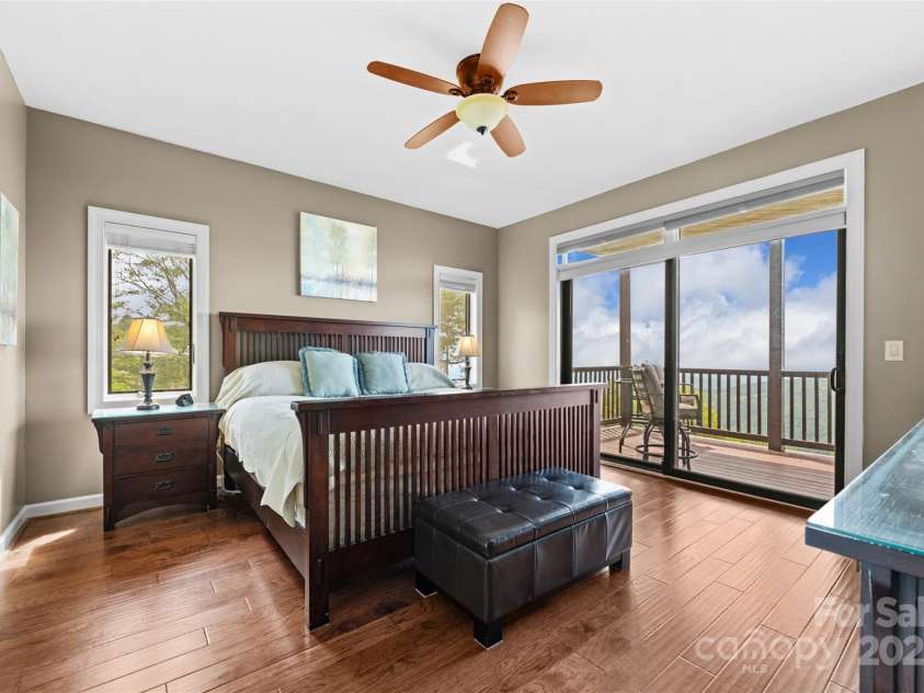 115 Rocky Top Road, Sugar Mountain, NC 28604.  MLS# CAR4289992, YatesRealty ID 32012. 