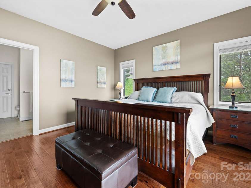 115 Rocky Top Road, Sugar Mountain, NC 28604.  MLS# CAR4289992, YatesRealty ID 32012. 