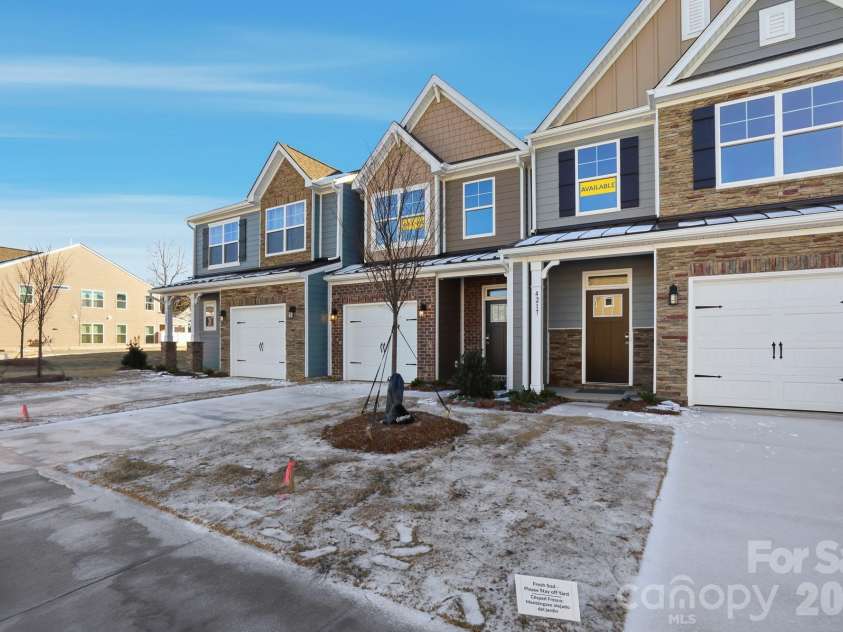 4211 Black Court, Harrisburg, NC 28075.  MLS# CAR4237204, YatesRealty ID 32013. 