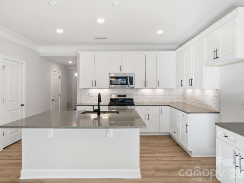 4211 Black Court, Harrisburg, NC 28075.  MLS# CAR4237204, YatesRealty ID 32013. Kitchen