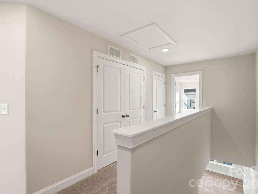 4211 Black Court, Harrisburg, NC 28075.  MLS# CAR4237204, YatesRealty ID 32013. Upper floor landing