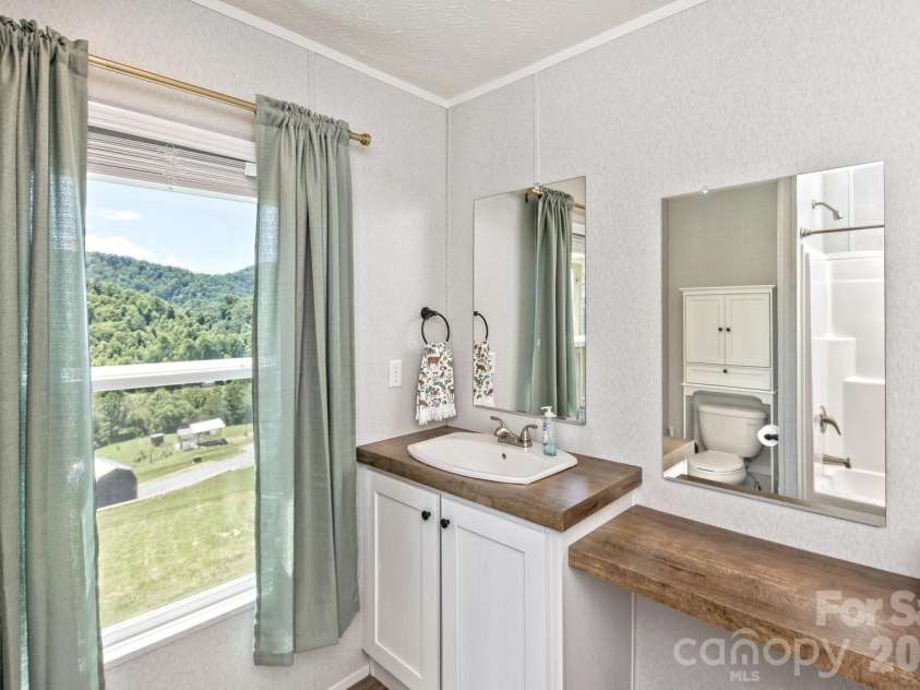 27 Spuds Lane, Weaverville, NC 28787.  MLS# CAR4392739, YatesRealty ID 32014. 