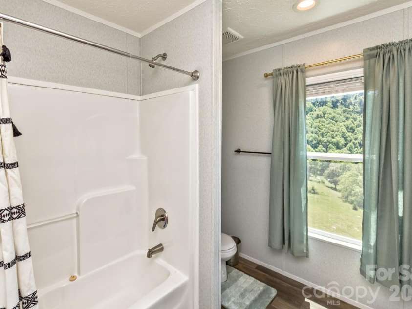27 Spuds Lane, Weaverville, NC 28787.  MLS# CAR4392739, YatesRealty ID 32014. 