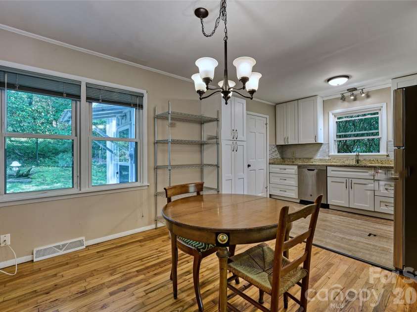 556 Shortoff Road, Highlands, NC 28741.  MLS# CAR4394862, YatesRealty ID 32017. 
