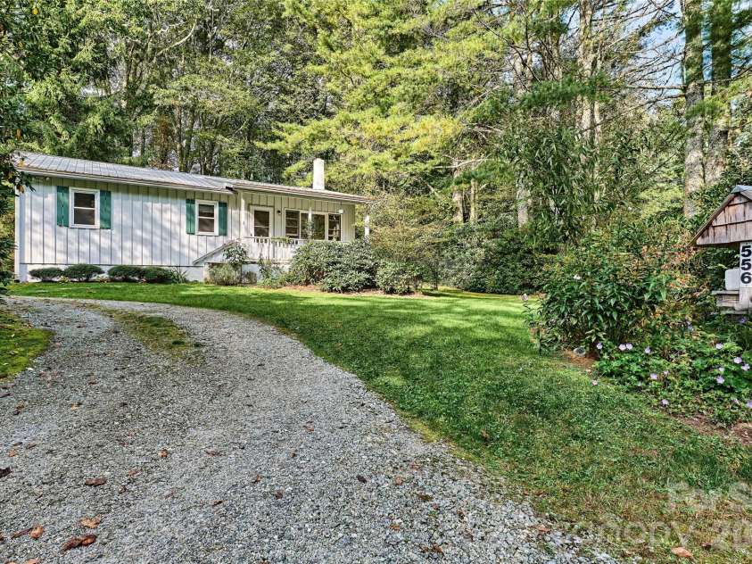 556 Shortoff Road, Highlands, NC 28741.  MLS# CAR4421496, YatesRealty ID 32017. 