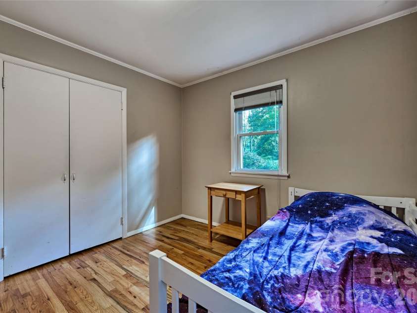 556 Shortoff Road, Highlands, NC 28741.  MLS# CAR4421496, YatesRealty ID 32017. 