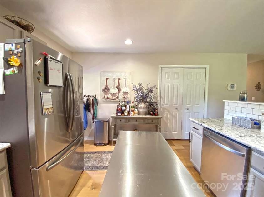 94 May Apple Drive, Hendersonville, NC 28792.  MLS# CAR4275690, YatesRealty ID 32017. 