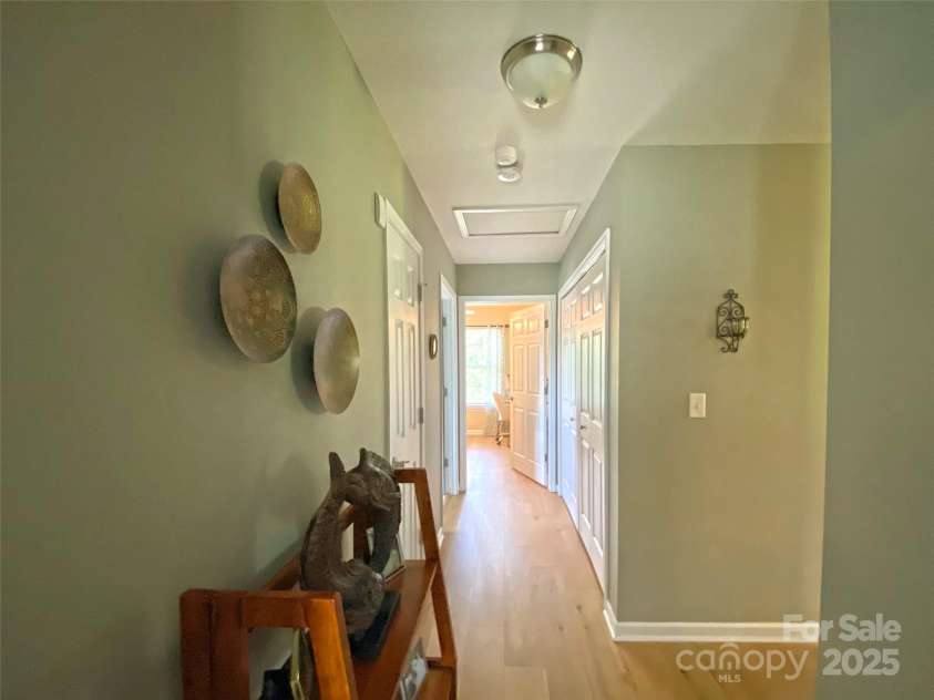 94 May Apple Drive, Hendersonville, NC 28792.  MLS# CAR4275690, YatesRealty ID 32017. 