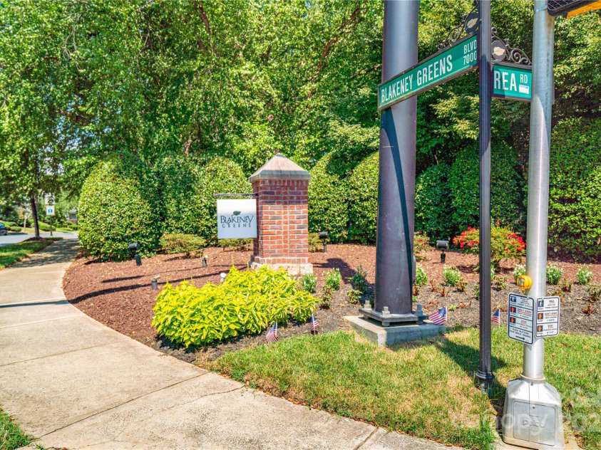 9511 Lina Ardrey Lane, Charlotte, NC 28277.  MLS# CAR4269974, YatesRealty ID 32018. 