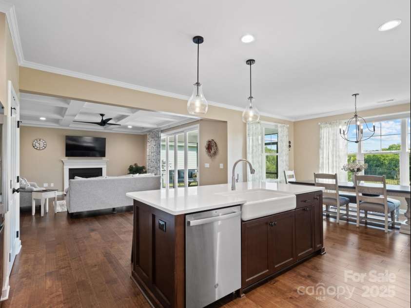 423 Lucky Drive, Concord, NC 28027.  MLS# CAR4288629, YatesRealty ID 32019. 