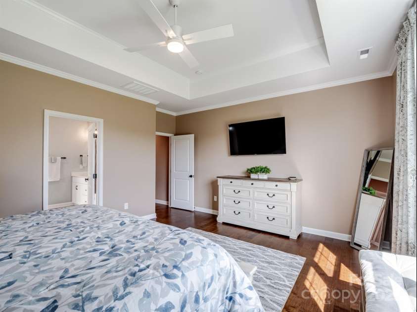 423 Lucky Drive, Concord, NC 28027.  MLS# CAR4288629, YatesRealty ID 32019. 