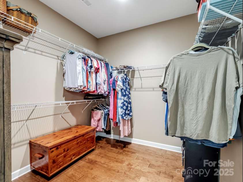 423 Lucky Drive, Concord, NC 28027.  MLS# CAR4288629, YatesRealty ID 32019. 