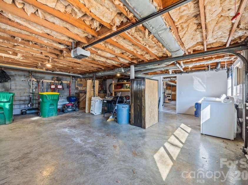 304 2nd Street, Oakboro, NC 28129.  MLS# CAR4334305, YatesRealty ID 3202. 
