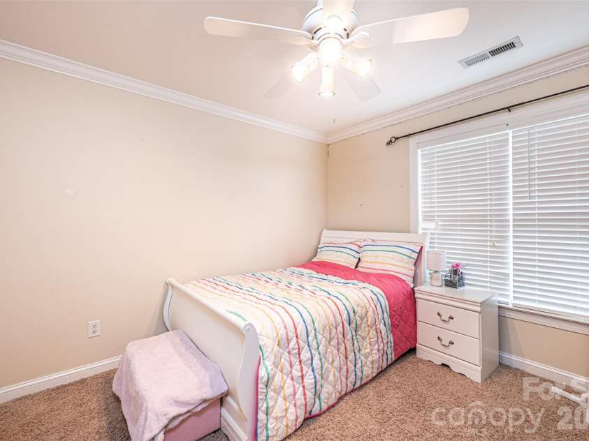 1718 30th Avenue Place, Hickory, NC 28601.  MLS# CAR4389524, YatesRealty ID 32020. 