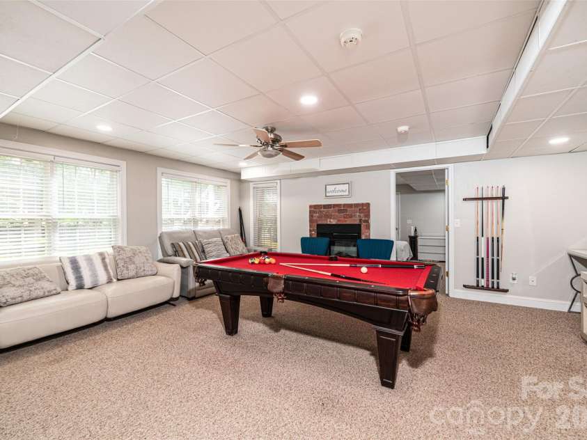 1718 30th Avenue Place, Hickory, NC 28601.  MLS# CAR4389524, YatesRealty ID 32020. 