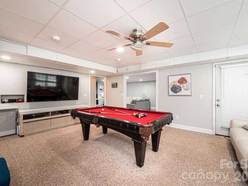1718 30th Avenue Place, Hickory, NC 28601.  MLS# CAR4389524, YatesRealty ID 32020. 