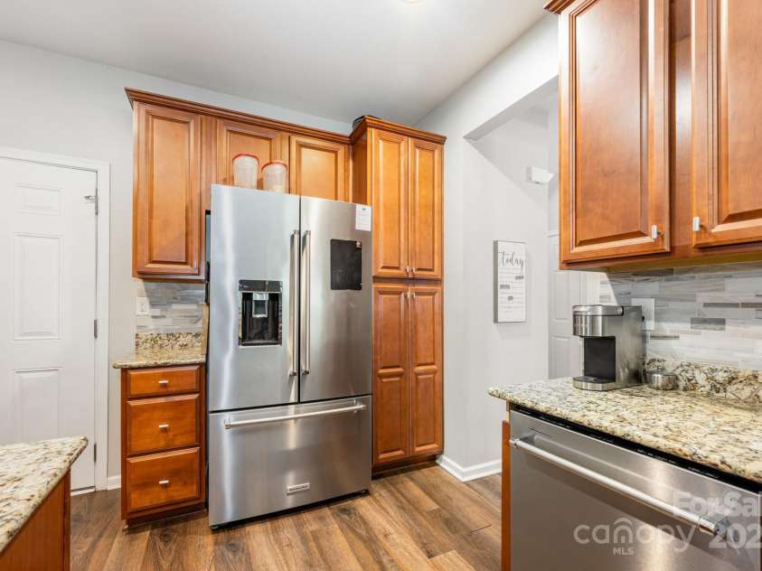 209 Chartwell Lane, Tega Cay, SC 29708.  MLS# CAR4289607, YatesRealty ID 32021. 