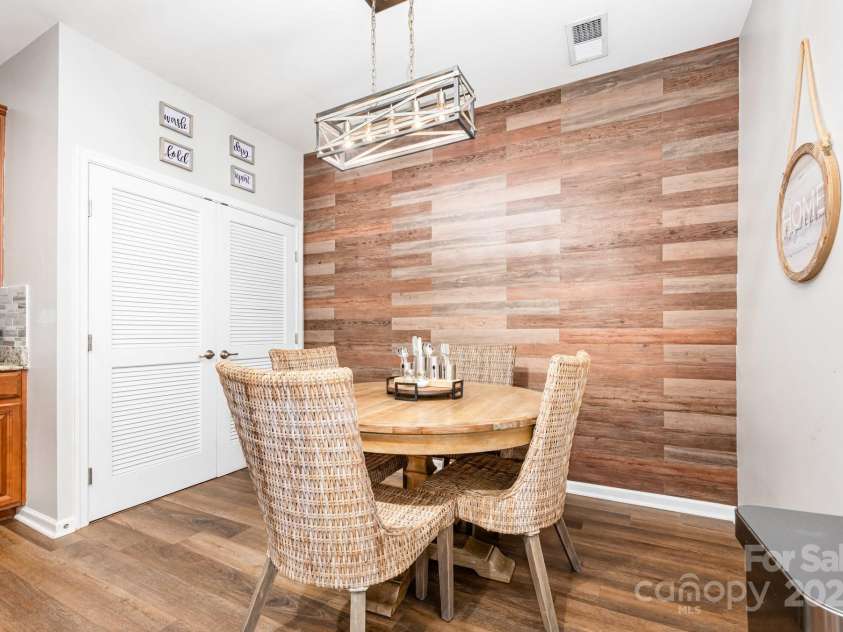 209 Chartwell Lane, Tega Cay, SC 29708.  MLS# CAR4289607, YatesRealty ID 32021. 