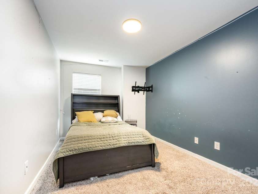 209 Chartwell Lane, Tega Cay, SC 29708.  MLS# CAR4289607, YatesRealty ID 32021. 