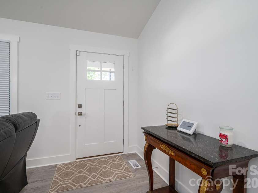 2128 Chatfield Road, Shelby, NC 28150.  MLS# CAR4389467, YatesRealty ID 32021. Entry