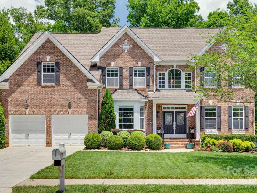 1241 Brough Hall Drive, Waxhaw, NC 28173.  MLS# CAR4270114, YatesRealty ID 32022. 