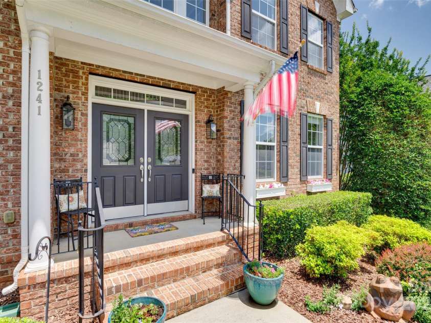 1241 Brough Hall Drive, Waxhaw, NC 28173.  MLS# CAR4270114, YatesRealty ID 32022. 