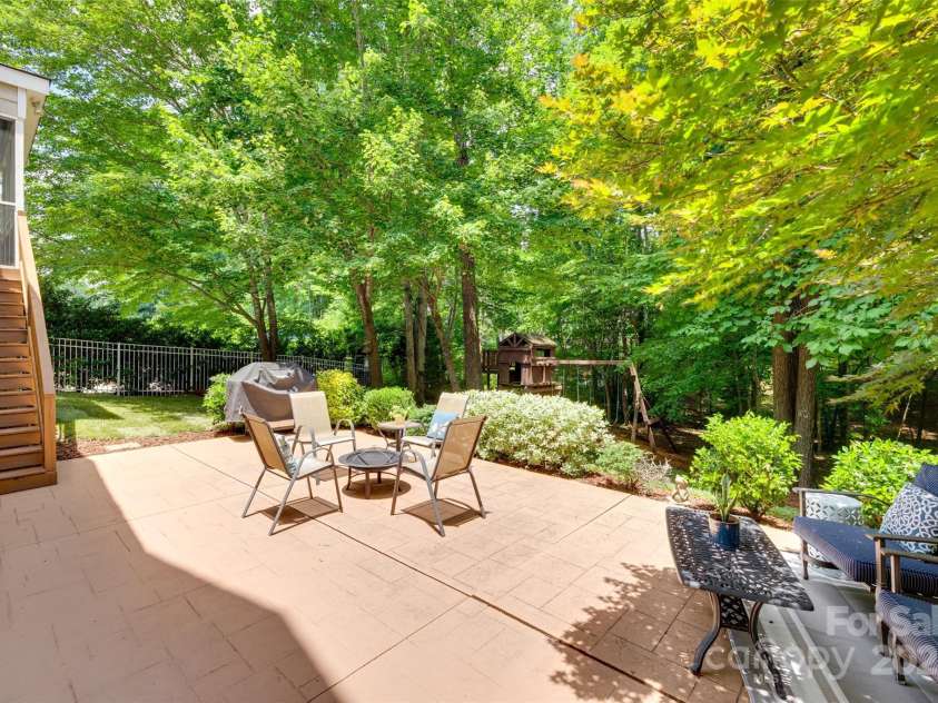 1241 Brough Hall Drive, Waxhaw, NC 28173.  MLS# CAR4270114, YatesRealty ID 32022. 