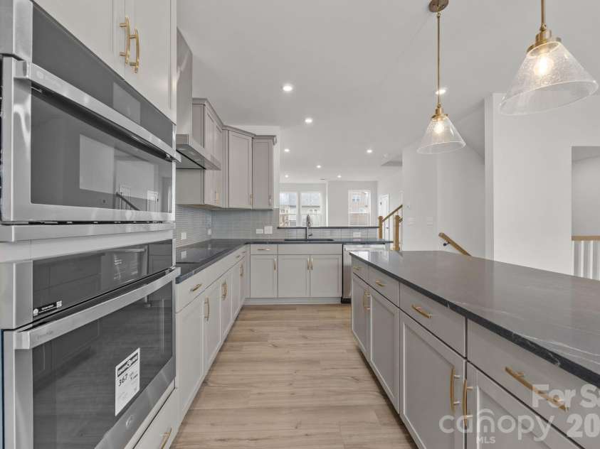 3225 Drift Street, Charlotte, NC 28278.  MLS# CAR4263768, YatesRealty ID 32022. 