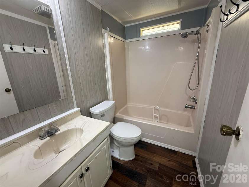 211 Corry Lane, Bostic, NC 28018.  MLS# CAR4392123, YatesRealty ID 32023. Hall Bath