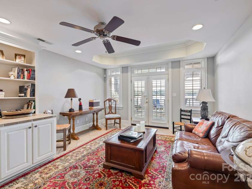 223 Larkspur Lane, Lexington, NC 27292.  MLS# CAR4286349, YatesRealty ID 32023. 