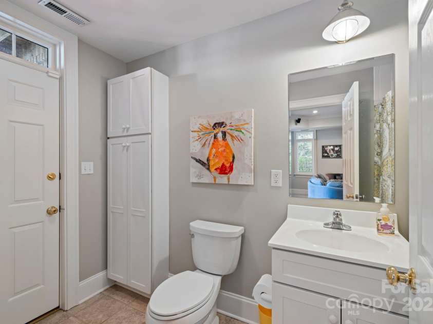 223 Larkspur Lane, Lexington, NC 27292.  MLS# CAR4286349, YatesRealty ID 32023. 