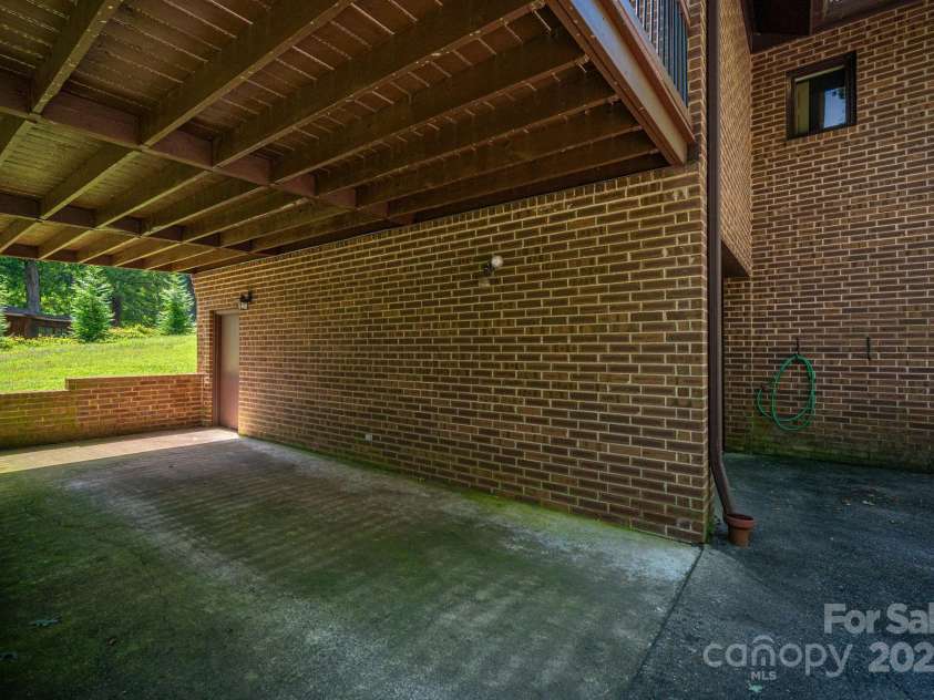 912 Marion Street, Shelby, NC 28150.  MLS# CAR4286694, YatesRealty ID 32024. 