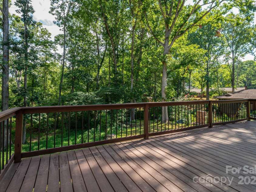 912 Marion Street, Shelby, NC 28150.  MLS# CAR4286694, YatesRealty ID 32024. 