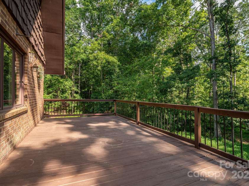 912 Marion Street, Shelby, NC 28150.  MLS# CAR4286694, YatesRealty ID 32024. 