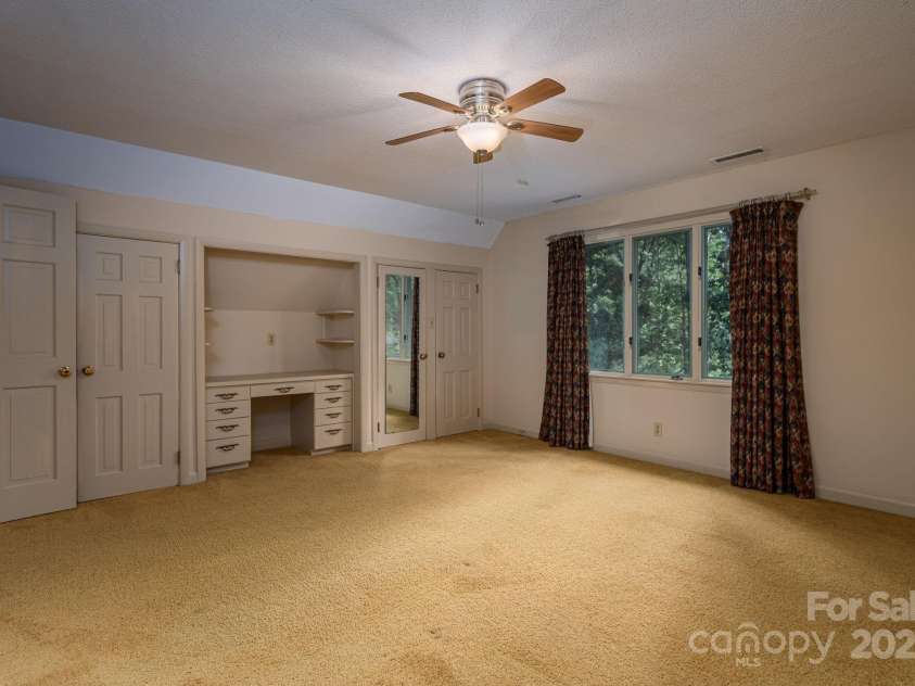 912 Marion Street, Shelby, NC 28150.  MLS# CAR4286694, YatesRealty ID 32024. 