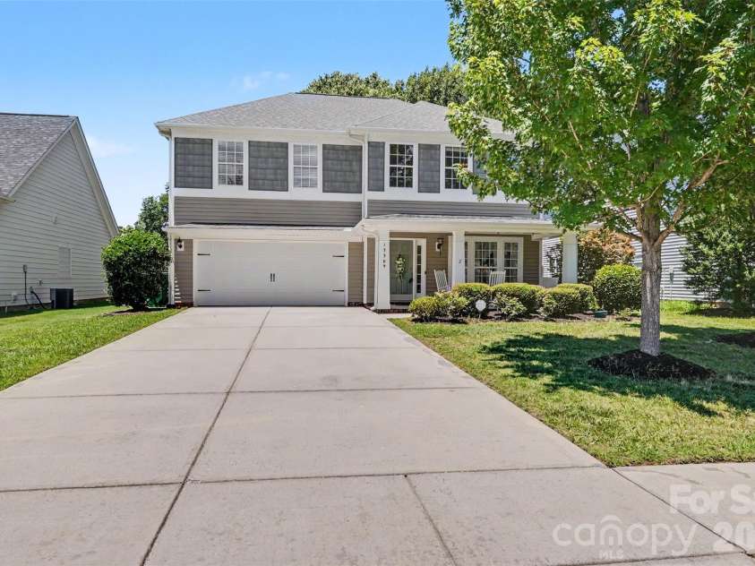 13309 Rebecca Run Drive, Charlotte, NC 28269.  MLS# CAR4392338, YatesRealty ID 32025. 
