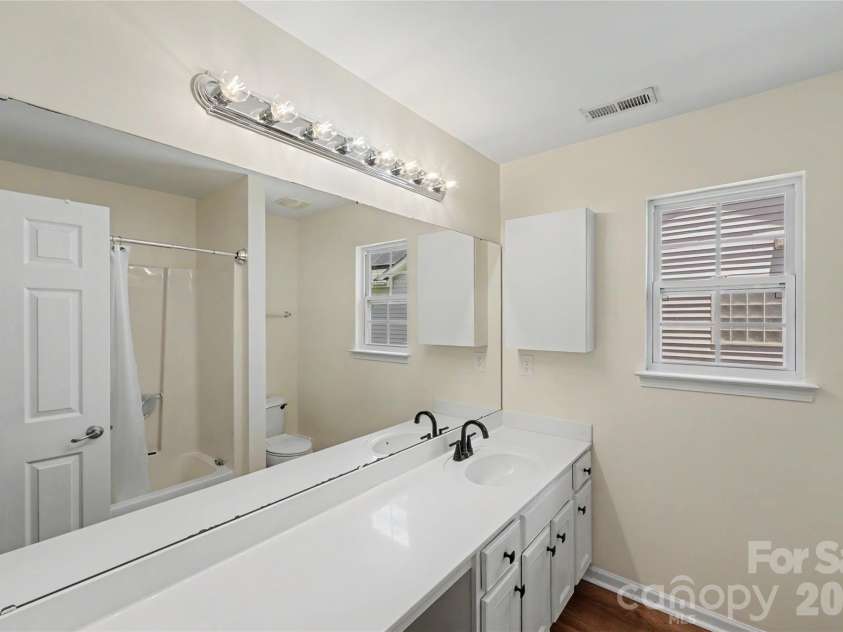 13309 Rebecca Run Drive, Charlotte, NC 28269.  MLS# CAR4392338, YatesRealty ID 32025. 