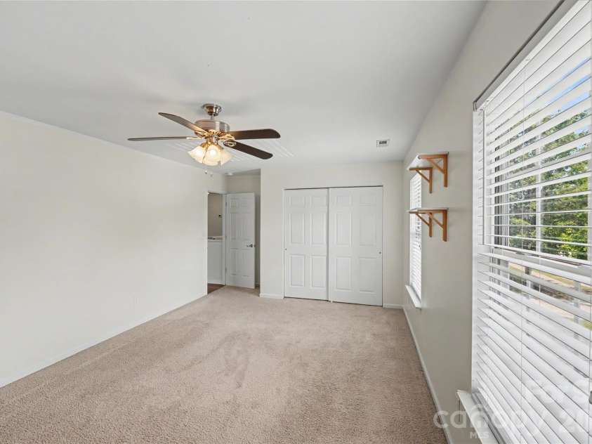 13309 Rebecca Run Drive, Charlotte, NC 28269.  MLS# CAR4392338, YatesRealty ID 32025. 
