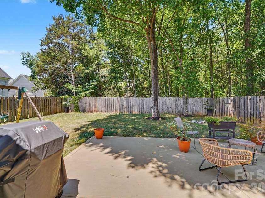 13309 Rebecca Run Drive, Charlotte, NC 28269.  MLS# CAR4392338, YatesRealty ID 32025. 