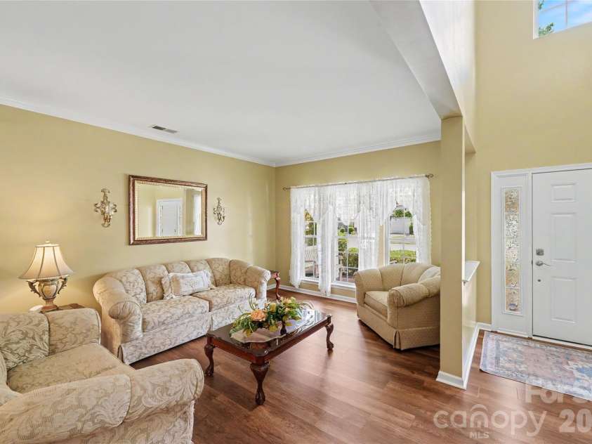13309 Rebecca Run Drive, Charlotte, NC 28269.  MLS# CAR4392338, YatesRealty ID 32025. 