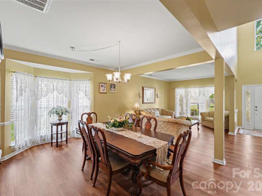 13309 Rebecca Run Drive, Charlotte, NC 28269.  MLS# CAR4392338, YatesRealty ID 32025. 