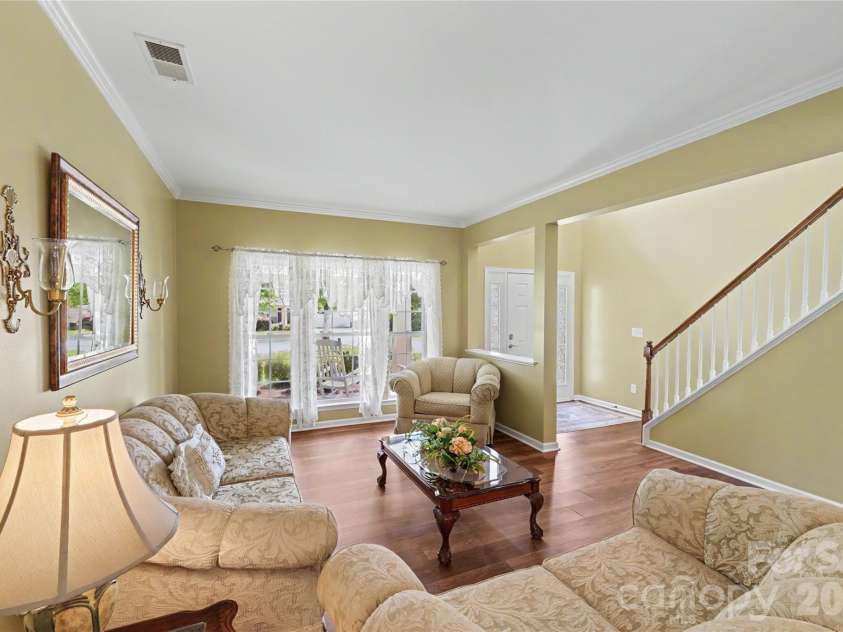 13309 Rebecca Run Drive, Charlotte, NC 28269.  MLS# CAR4392338, YatesRealty ID 32025. 