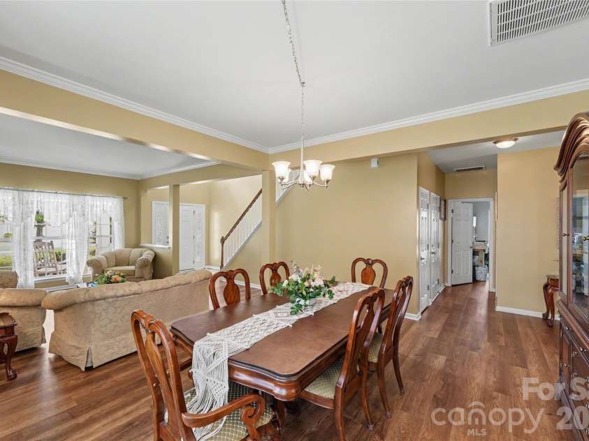 13309 Rebecca Run Drive, Charlotte, NC 28269.  MLS# CAR4392338, YatesRealty ID 32025. 