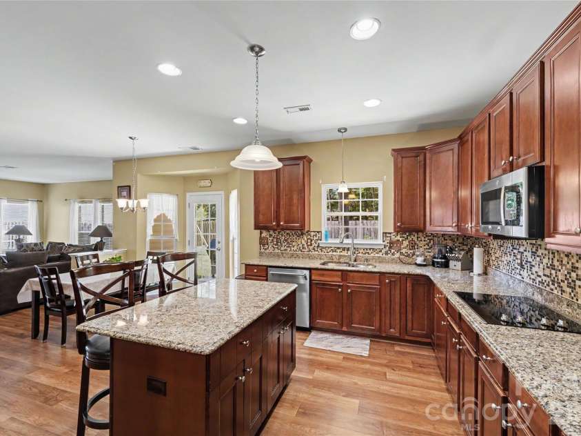 13309 Rebecca Run Drive, Charlotte, NC 28269.  MLS# CAR4392338, YatesRealty ID 32025. 