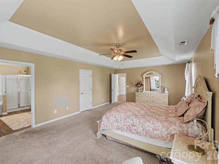 13309 Rebecca Run Drive, Charlotte, NC 28269.  MLS# CAR4392338, YatesRealty ID 32025. 